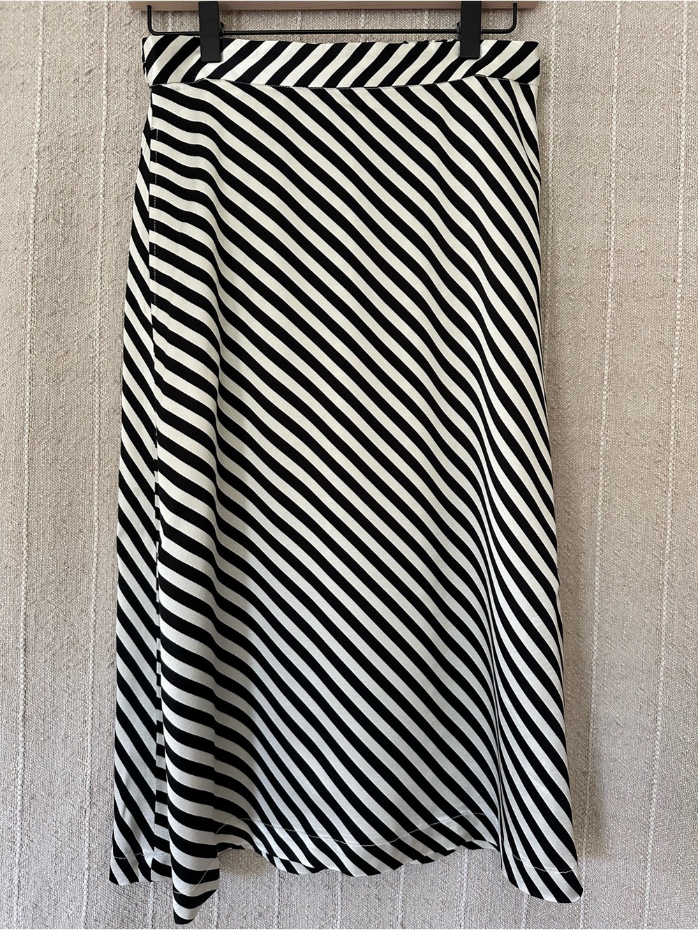 NWOT Soaked In Luxury Satin Skirt
